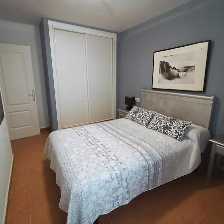 Apartamento Casa Baja Naturista Con Patio En Primera Linea De Playa Con Piscina Comunitaria!