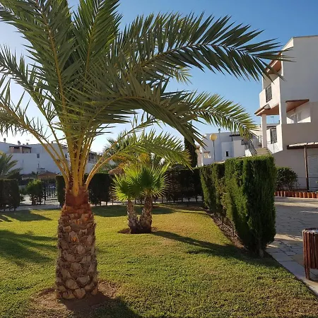 Casa Baja Naturista Con Patio En Primera Linea De Playa Con Piscina Comunitaria! Vera