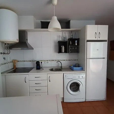 Apartamento Casa Baja Naturista Con Patio En Primera Linea De Playa Con Piscina Comunitaria!